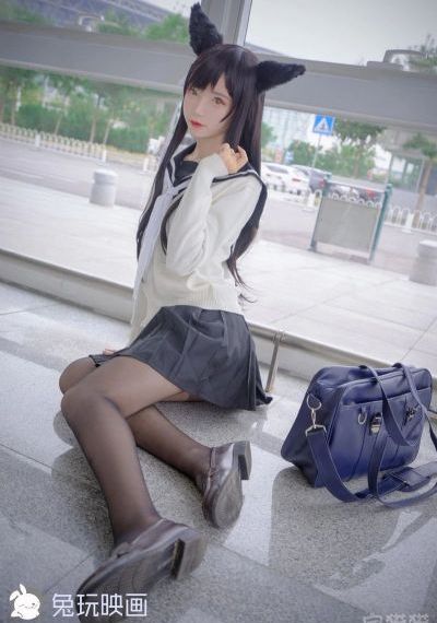 被十几个男人扒开腿猛戳图片_日本电影在线