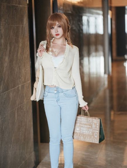 年轻女教师3在线观看_1080HD高清在线观看