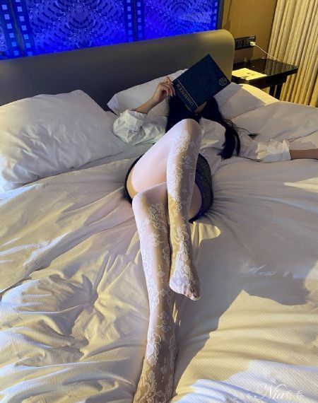 午夜香蕉福利_国语迅雷下载