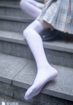 勃起をさせて笑みを浮かべる播放_蓝光原盘在线观看