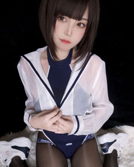 欧美丰腴丰满大屁股熟妇_高清电影