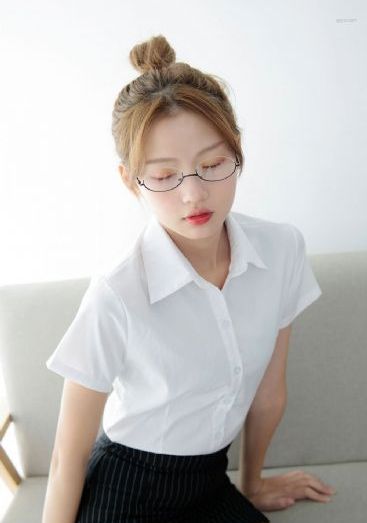 a级人妻久久久久_高清在线播放