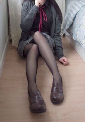 偷拍40岁熟妇真实_粤语中字在线观看